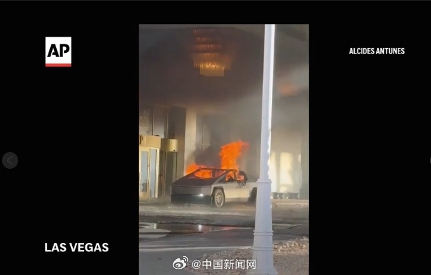 美特朗普国际酒店门前汽车发生爆炸，驾驶员当场死亡